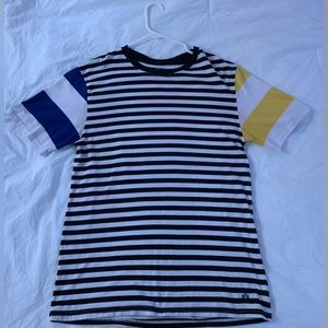 Long striped w blue/yellow sleeves retro T-Shirt